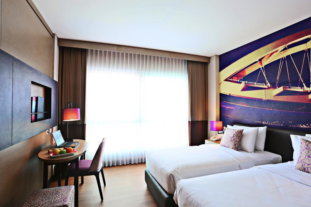 Mercure Palu Exterior foto