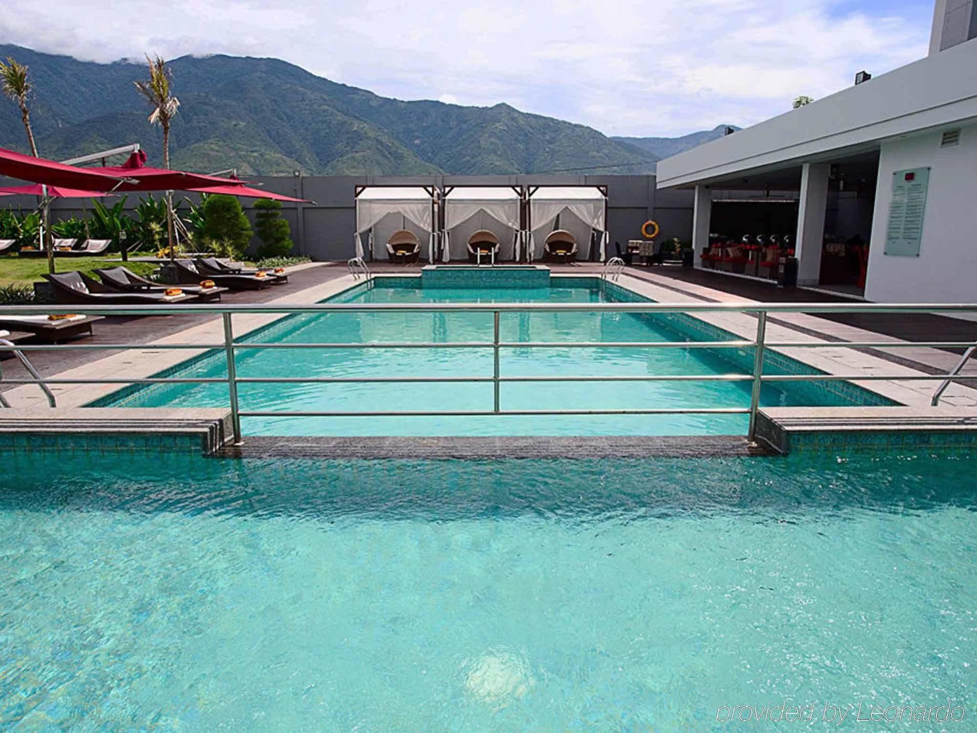 Mercure Palu Exterior foto